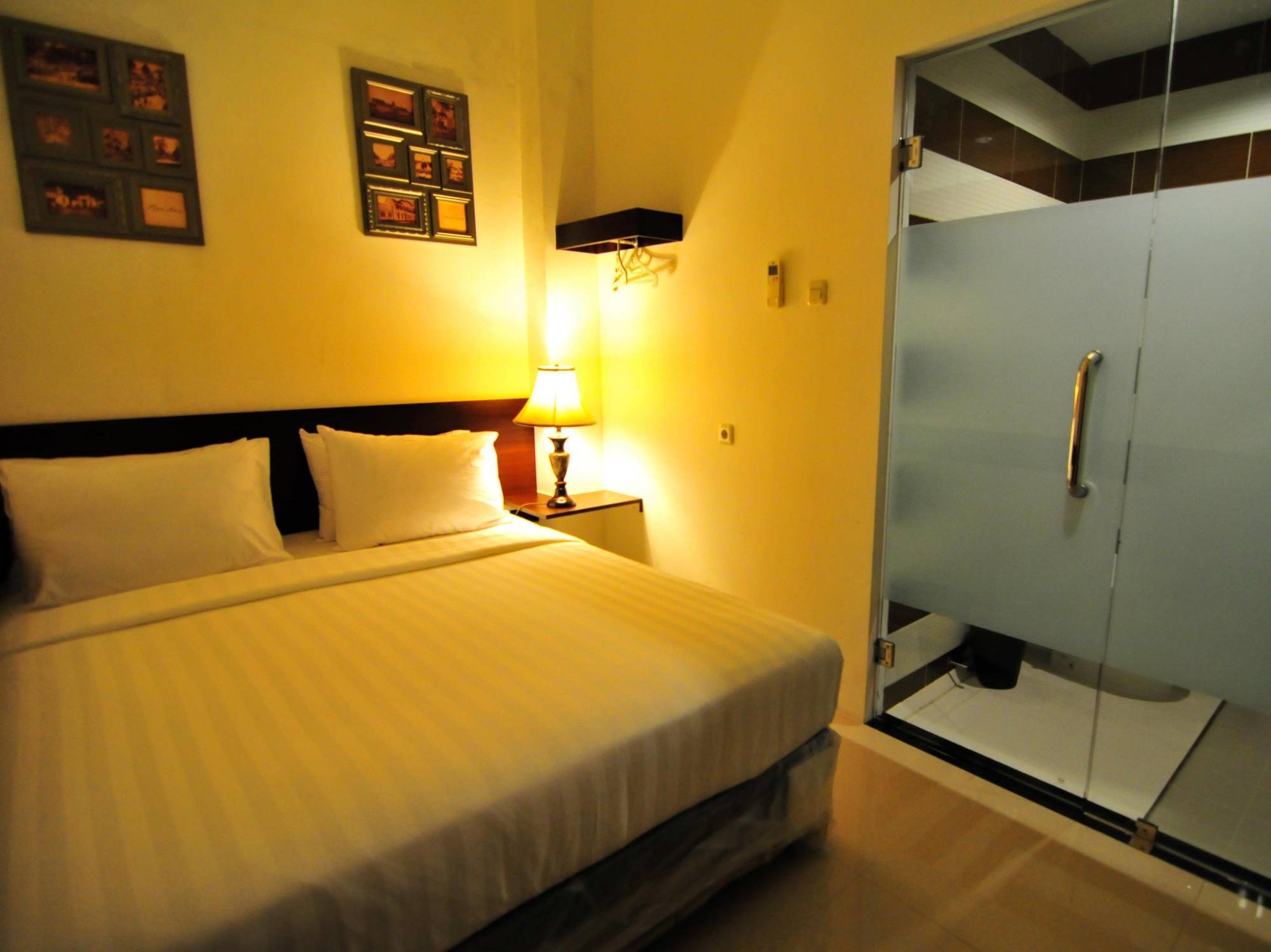 Capsule Hostel Old Batavia Jakarta Ngoại thất bức ảnh