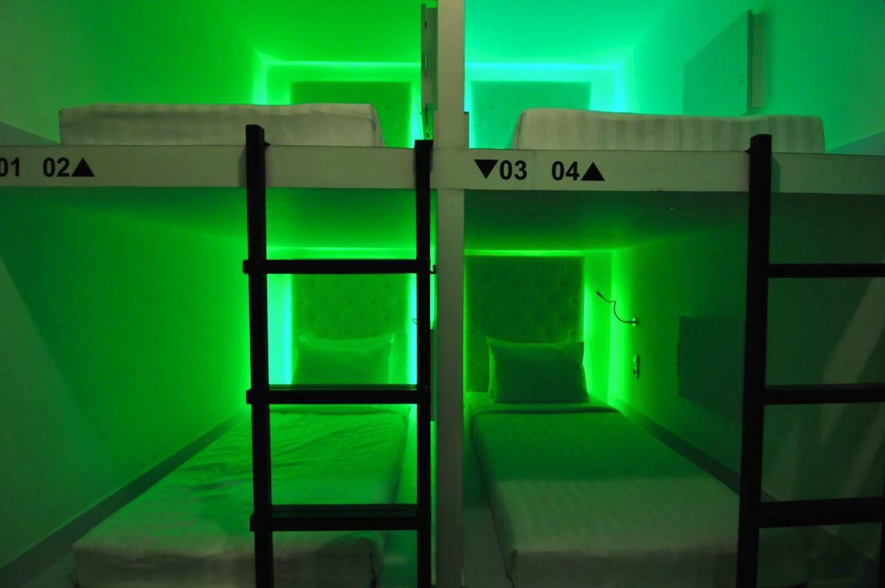 Capsule Hostel Old Batavia Jakarta Ngoại thất bức ảnh